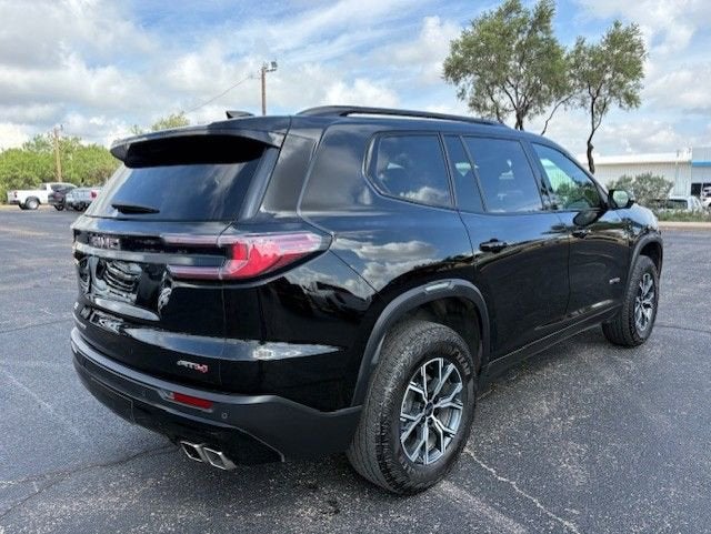 2024 GMC Acadia AT4