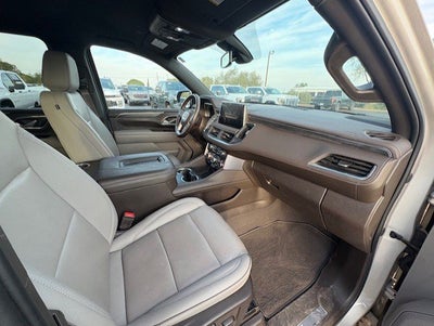 2022 GMC Yukon XL SLT