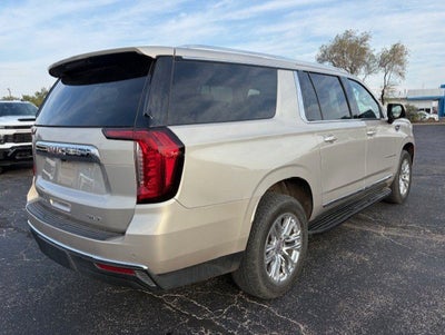 2022 GMC Yukon XL SLT
