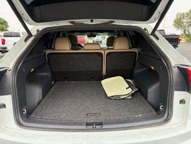 2020 Volkswagen Atlas Cross Sport 2.0T SE w/Technology