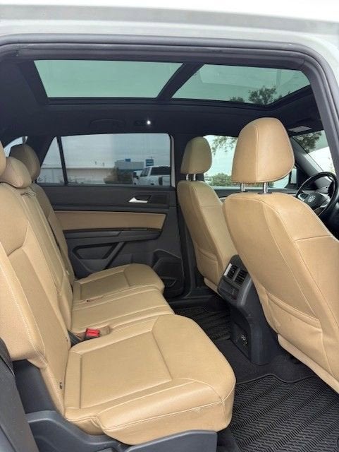 2020 Volkswagen Atlas Cross Sport 2.0T SE w/Technology