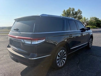 2023 Lincoln Navigator L Reserve