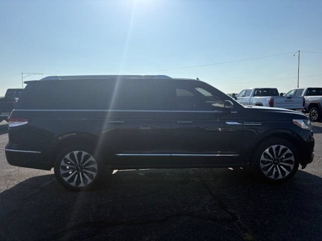 2023 Lincoln Navigator L Reserve