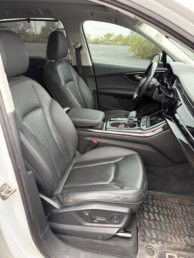 2023 Audi Q7 Premium Plus